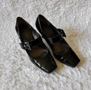 Strapped Pumps, 7M, Patent Leather, Black